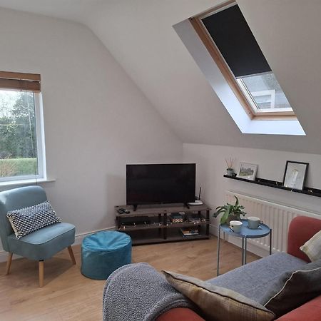 شقة The Loft At 522 Woodburn  المظهر الخارجي الصورة