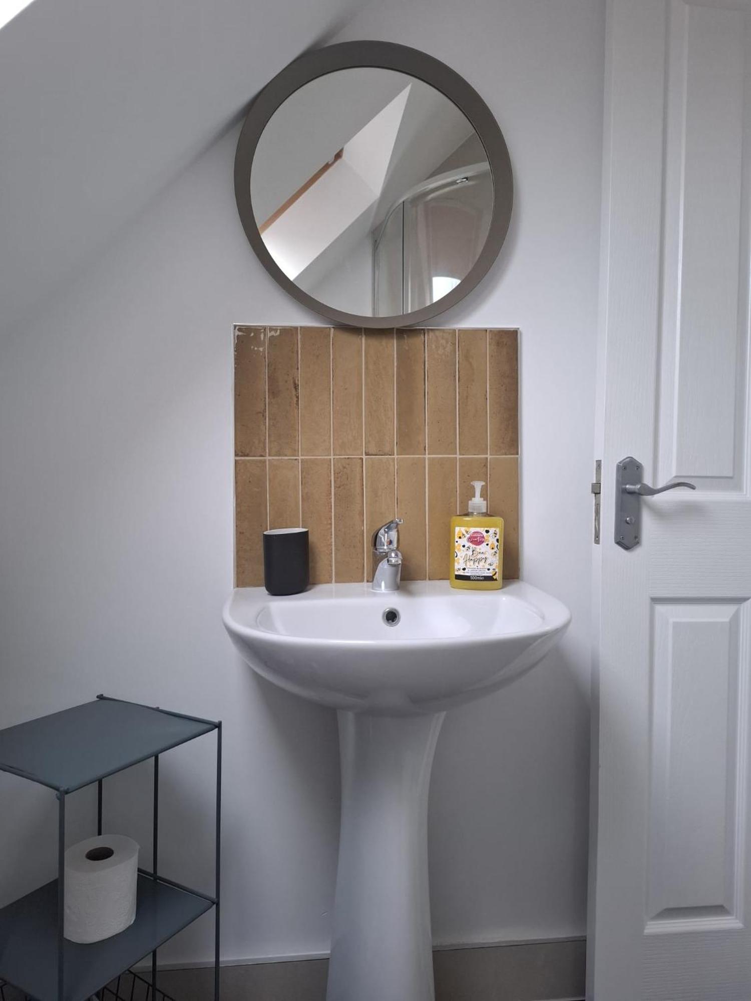 شقة The Loft At 522 Woodburn  المظهر الخارجي الصورة